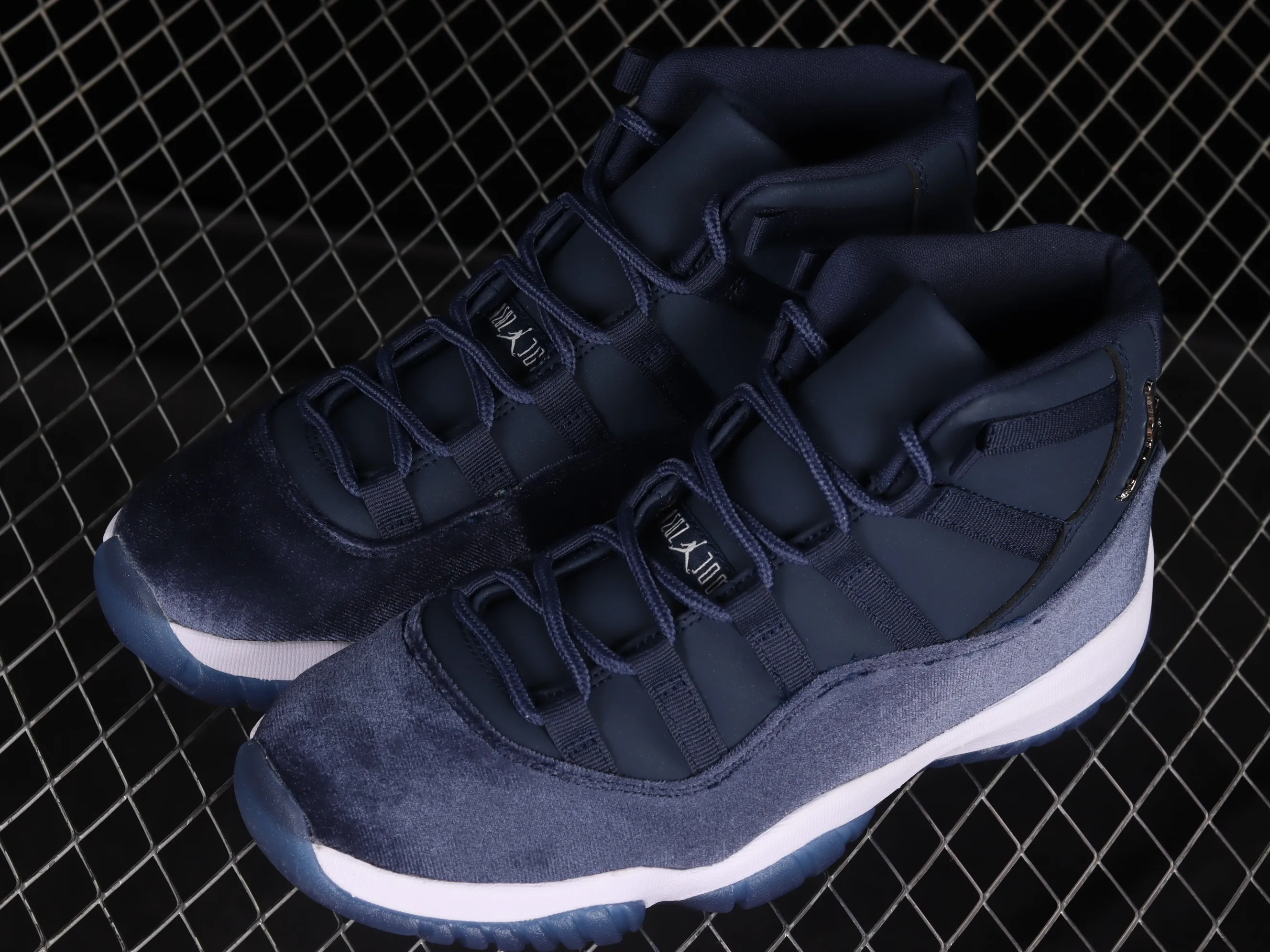 All categories Air Jordan Jordan series basketball shoes Air Jordan 11 Air Jordan 11 Velvet "Midnight Navy" AJ11 Joe 11 Midnight Blue AR0715-441